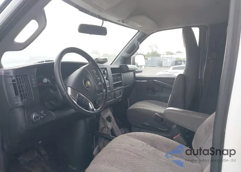 2018 Chevrolet Express 3500 Work Van from USA, damaged, VIN 1GCZGHFG3J1343855